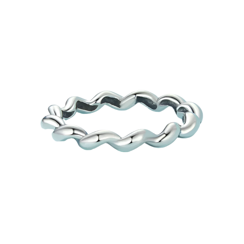 Textured gold ring with rope twist design

